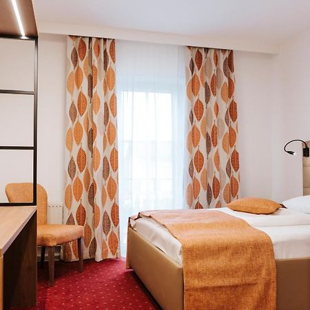 Hotel Der Stockinger Unterpremstätten Екстериор снимка