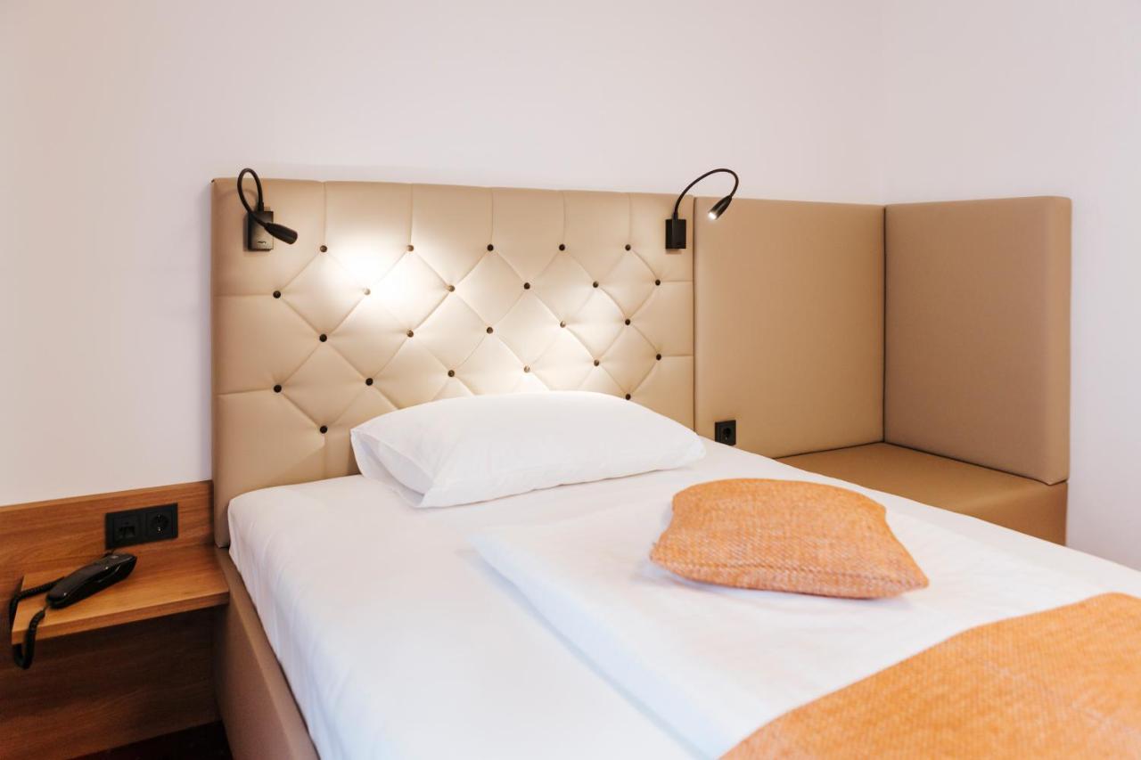 Hotel Der Stockinger Unterpremstätten Екстериор снимка